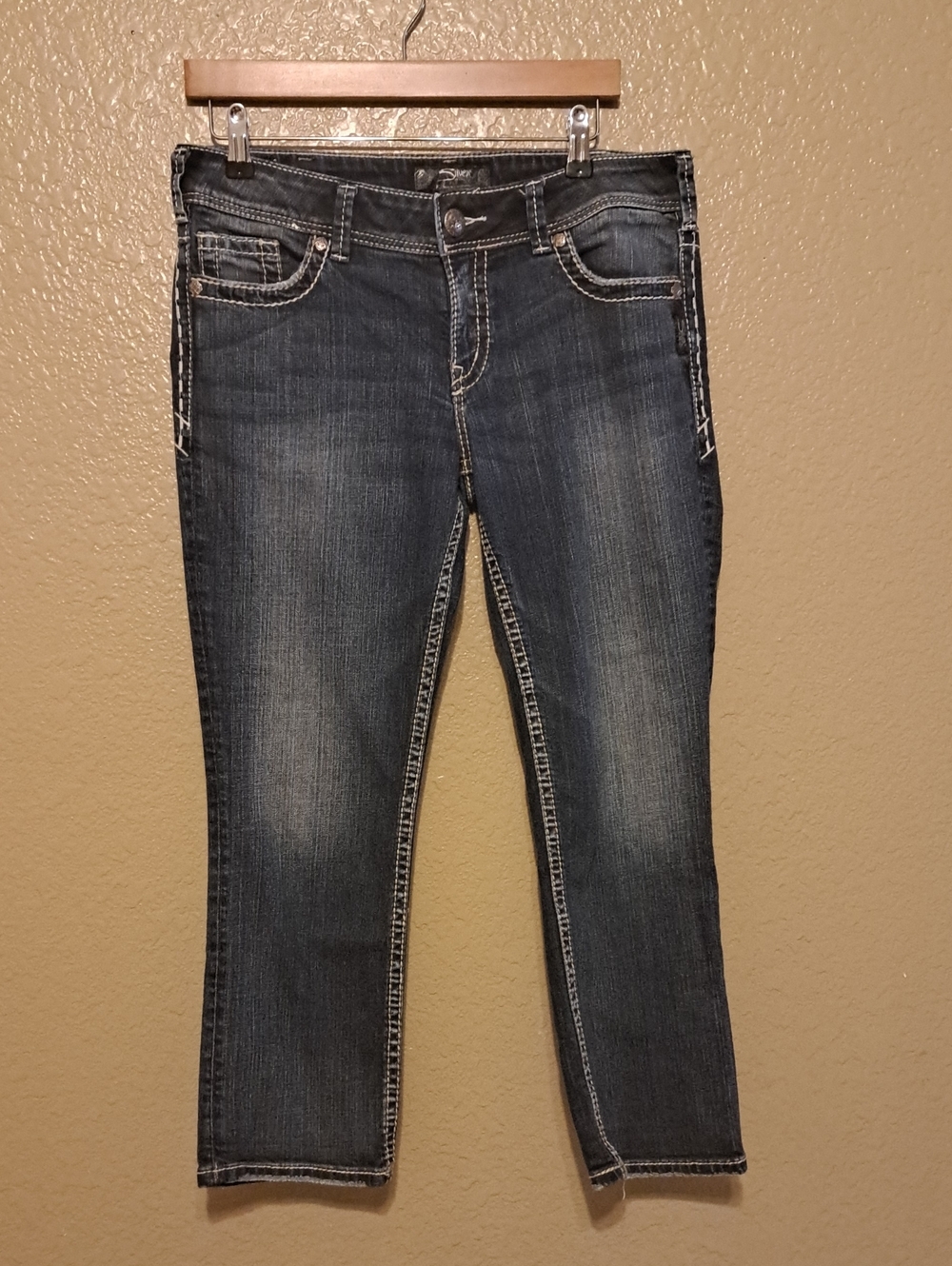 Silver Suki Capri Size 30.